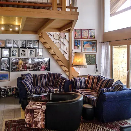 Tga Da Plaz By Interhome דירה Zillis