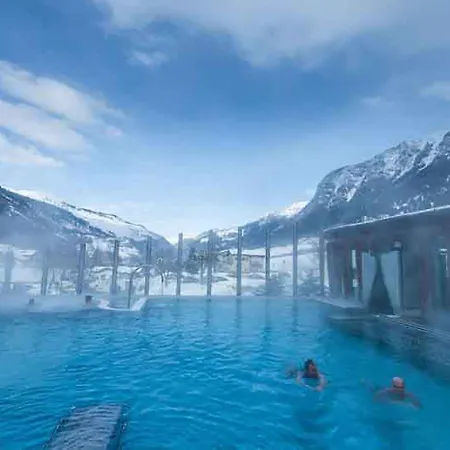 Tga Da Plaz By Interhome דירה Zillis